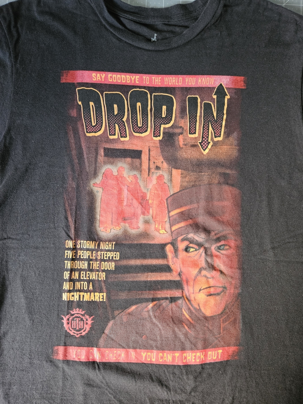 WDW Twilight Zone TOWER OF TERROR T-Shirt w/ Glow-in-Dark Detail - Picture 3 of 7